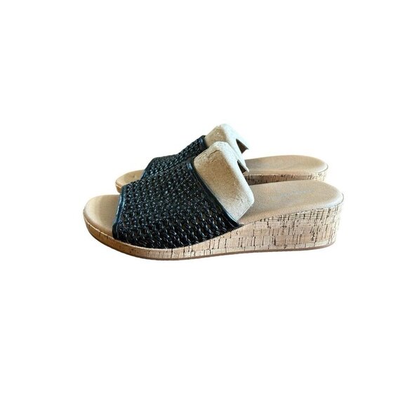Easy Spirit  Women's 10 M Wedge Sandal Flats Black Open Toe NEW Size 10 M Woven - Picture 1 of 7